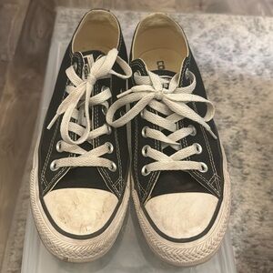 Converse Black